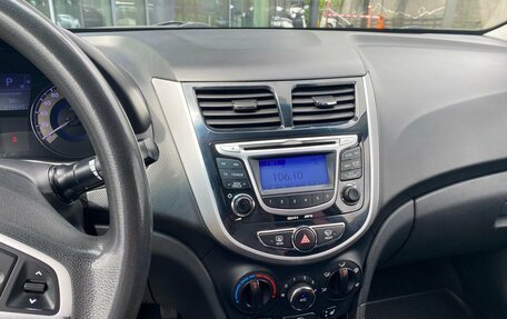 Hyundai Solaris II рестайлинг, 2012 год, 649 000 рублей, 9 фотография