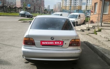 BMW 5 серия, 2002 год, 470 000 рублей, 3 фотография