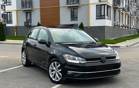 Volkswagen Golf VII, 2019 год, 1 900 000 рублей, 1 фотография