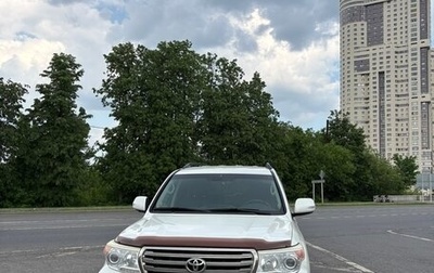 Toyota Land Cruiser 200, 2013 год, 3 899 000 рублей, 1 фотография