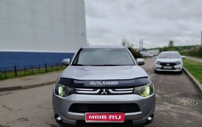 Mitsubishi Outlander III рестайлинг 3, 2013 год, 1 020 000 рублей, 1 фотография