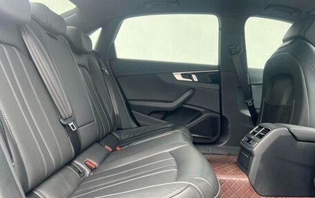 Audi A4, 2022 год, 2 110 000 рублей, 5 фотография