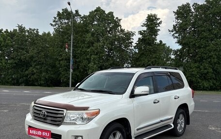 Toyota Land Cruiser 200, 2013 год, 3 899 000 рублей, 2 фотография