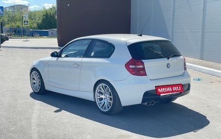 BMW 1 серия, 2008 год, 1 500 000 рублей, 12 фотография