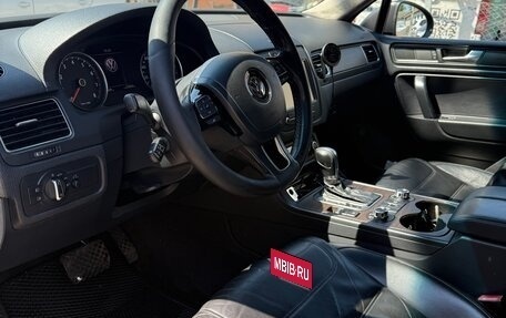 Volkswagen Touareg III, 2011 год, 1 350 000 рублей, 9 фотография