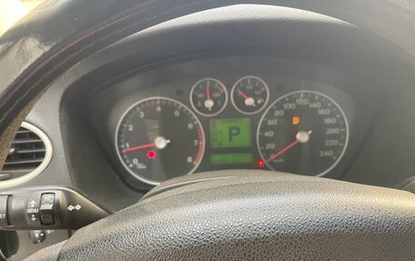 Ford Focus II рестайлинг, 2006 год, 300 000 рублей, 14 фотография