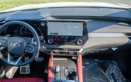 Lexus RX IV рестайлинг, 2025 год, 7 880 077 рублей, 9 фотография