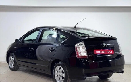 Toyota Prius, 2008 год, 589 000 рублей, 4 фотография