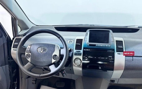 Toyota Prius, 2008 год, 589 000 рублей, 6 фотография