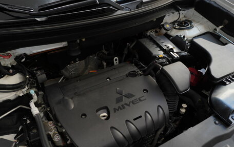 Mitsubishi Outlander III рестайлинг 3, 2021 год, 3 480 000 рублей, 28 фотография