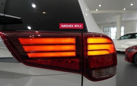 Mitsubishi Outlander III рестайлинг 3, 2021 год, 3 480 000 рублей, 27 фотография
