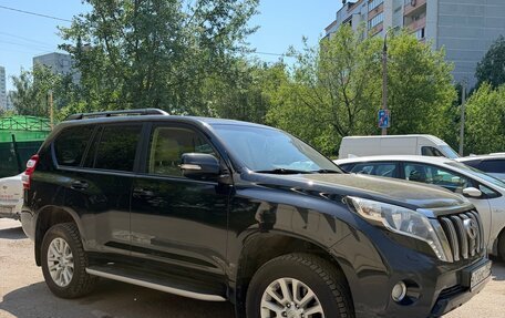 Toyota Land Cruiser Prado 150 рестайлинг 2, 2015 год, 4 700 000 рублей, 10 фотография
