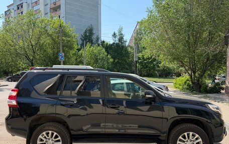 Toyota Land Cruiser Prado 150 рестайлинг 2, 2015 год, 4 700 000 рублей, 11 фотография