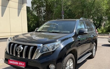 Toyota Land Cruiser Prado 150 рестайлинг 2, 2015 год, 4 700 000 рублей, 9 фотография