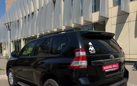 Toyota Land Cruiser Prado 150 рестайлинг 2, 2015 год, 4 700 000 рублей, 13 фотография