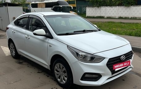 Hyundai Solaris II рестайлинг, 2018 год, 835 000 рублей, 8 фотография