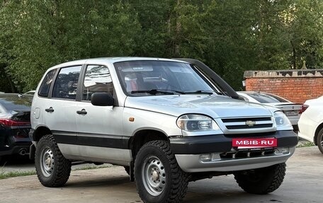Chevrolet Niva I рестайлинг, 2004 год, 345 000 рублей, 2 фотография