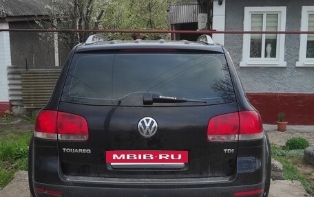 Volkswagen Touareg III, 2005 год, 800 000 рублей, 2 фотография