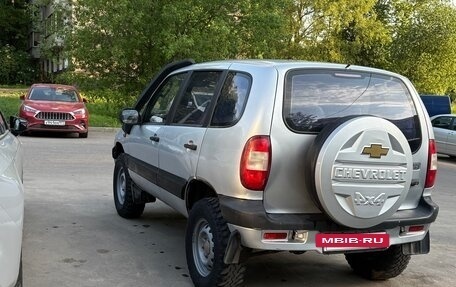 Chevrolet Niva I рестайлинг, 2004 год, 345 000 рублей, 4 фотография