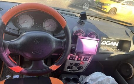 Renault Logan I, 2006 год, 67 000 рублей, 9 фотография