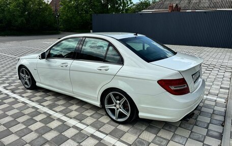 Mercedes-Benz C-Класс, 2011 год, 1 750 000 рублей, 4 фотография