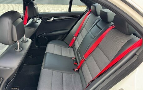 Mercedes-Benz C-Класс, 2011 год, 1 750 000 рублей, 9 фотография