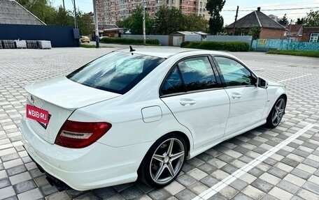 Mercedes-Benz C-Класс, 2011 год, 1 750 000 рублей, 6 фотография