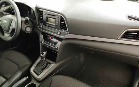 Hyundai Elantra VI рестайлинг, 2017 год, 1 380 000 рублей, 16 фотография