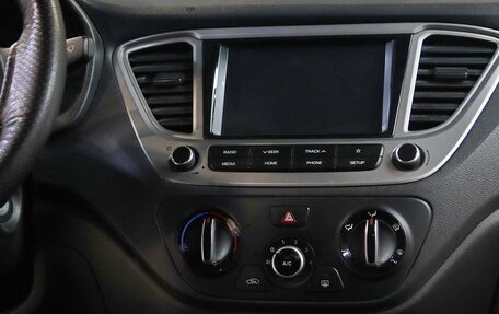 Hyundai Solaris II рестайлинг, 2022 год, 1 299 000 рублей, 9 фотография