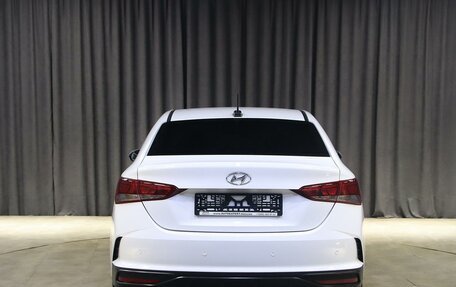 Hyundai Solaris II рестайлинг, 2022 год, 1 299 000 рублей, 12 фотография