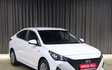 Hyundai Solaris II рестайлинг, 2022 год, 1 299 000 рублей, 3 фотография