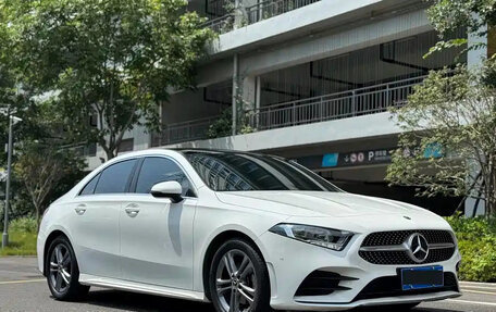 Mercedes-Benz A-Класс, 2021 год, 1 620 000 рублей, 3 фотография