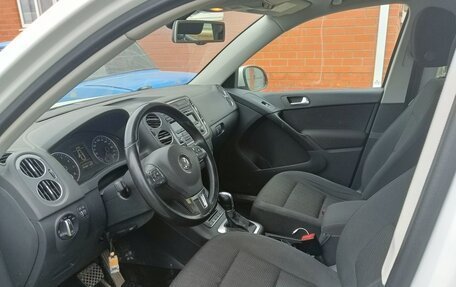 Volkswagen Tiguan I, 2014 год, 933 000 рублей, 5 фотография