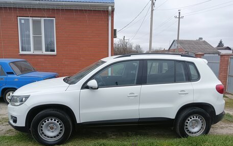 Volkswagen Tiguan I, 2014 год, 933 000 рублей, 4 фотография
