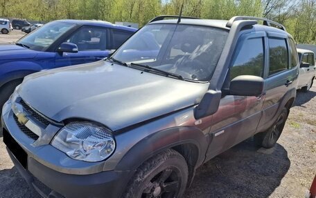 Chevrolet Niva I рестайлинг, 2015 год, 456 000 рублей, 2 фотография