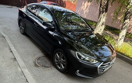 Hyundai Elantra VI рестайлинг, 2016 год, 1 480 000 рублей, 10 фотография