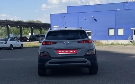 Hyundai Kona I, 2022 год, 2 100 000 рублей, 4 фотография