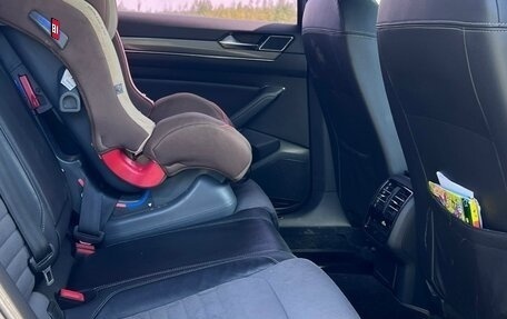 Volkswagen Passat B8 рестайлинг, 2016 год, 1 508 000 рублей, 9 фотография