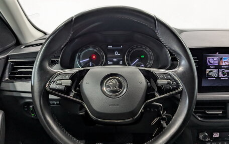 Skoda Rapid II, 2020 год, 1 615 000 рублей, 21 фотография