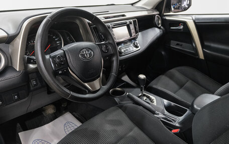 Toyota RAV4, 2013 год, 2 049 000 рублей, 9 фотография