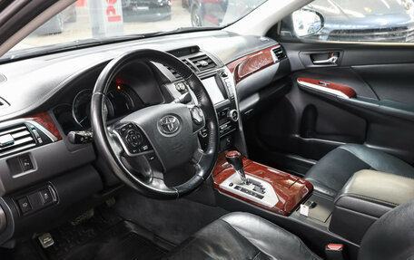 Toyota Camry, 2014 год, 2 098 000 рублей, 16 фотография
