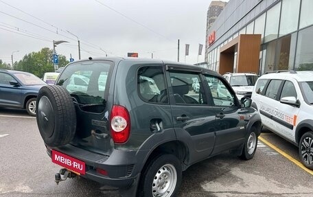 Chevrolet Niva I рестайлинг, 2017 год, 555 000 рублей, 4 фотография