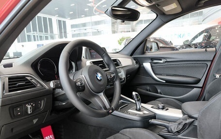 BMW 1 серия, 2017 год, 1 580 000 рублей, 20 фотография