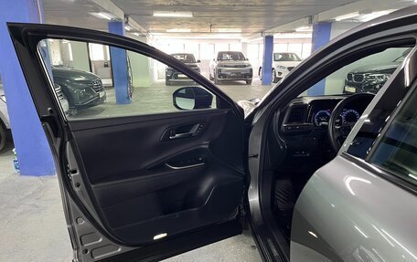 Toyota Crown, 2023 год, 7 990 000 рублей, 10 фотография