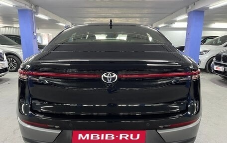Toyota Crown, 2023 год, 7 990 000 рублей, 6 фотография