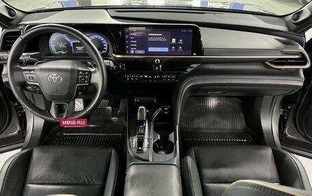 Toyota Crown, 2023 год, 7 990 000 рублей, 16 фотография
