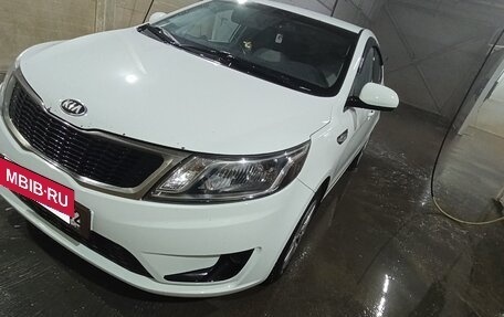 KIA Rio III рестайлинг, 2014 год, 900 000 рублей, 4 фотография