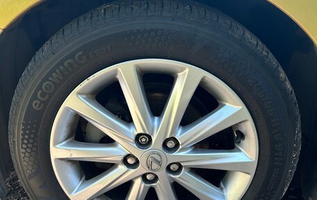 Lexus CT I рестайлинг, 2011 год, 1 750 000 рублей, 25 фотография