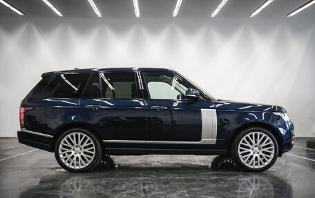 Land Rover Range Rover IV рестайлинг, 2014 год, 3 500 000 рублей, 2 фотография