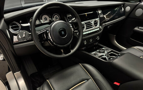 Rolls-Royce Wraith, 2013 год, 22 000 000 рублей, 11 фотография